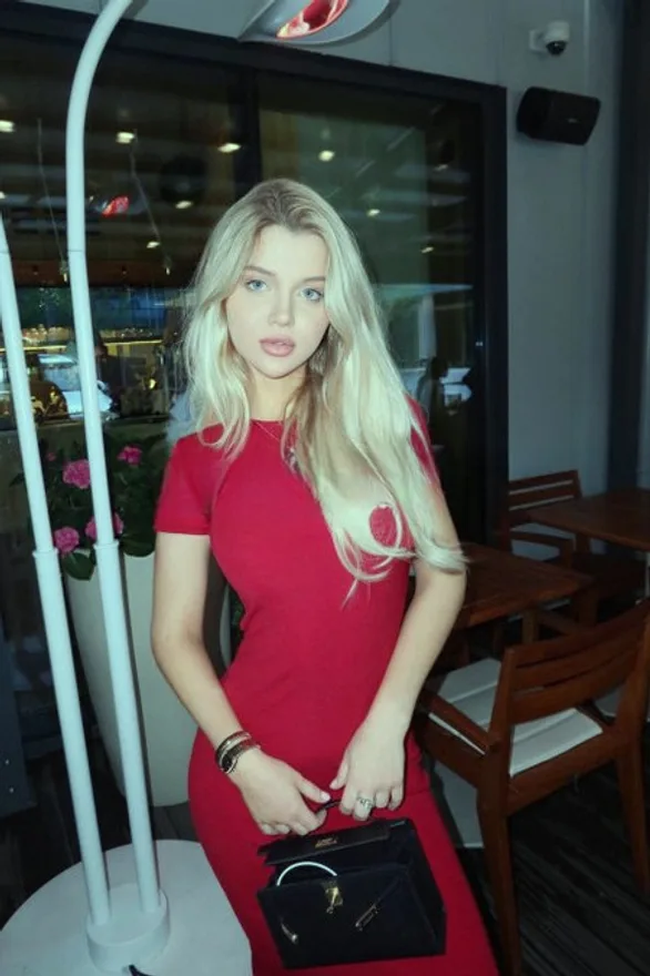 Alla