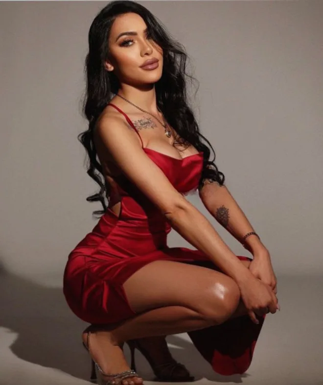 Nomira