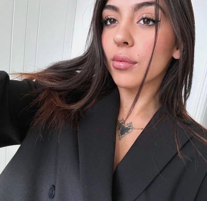 Amira
